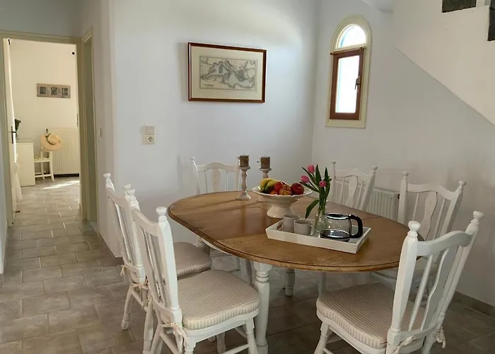 Mediterranean Vakantiehuis Ambelas